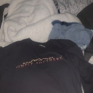 New never worn it’s a large